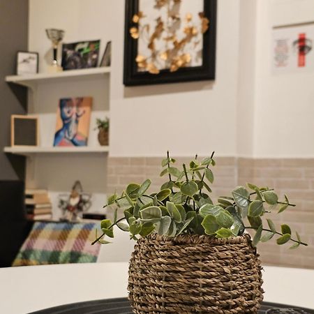 Hlius Brand New Apartments Valencia Bagian luar foto